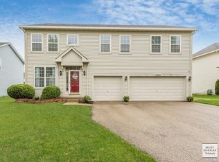 3904 Hoffman St, Plano, IL 60545