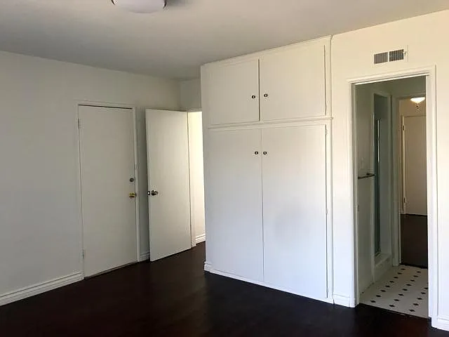 7515 McConnell Ave — Photo 8