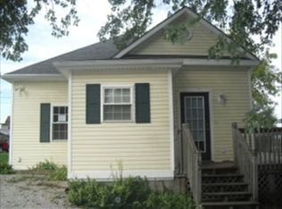 102 Church St, De Kalb, MO 64440