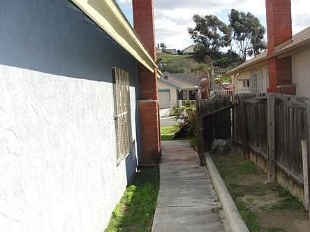4th image of 6796 Bullock Dr