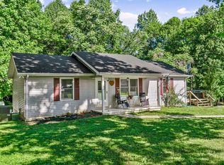 154 Old Standing Stone Rd, Livingston, TN 38570