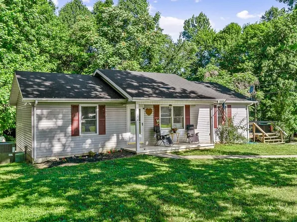 154 Old Standing Stone Rd, Livingston, TN 38570