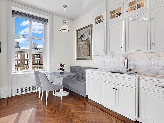 4th image of 390 W End Ave #11M