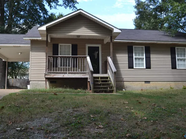 651 Greenview Dr, Albertville, AL 35950