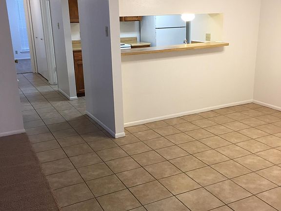 3rd image of 4255 Family Tree APT 1