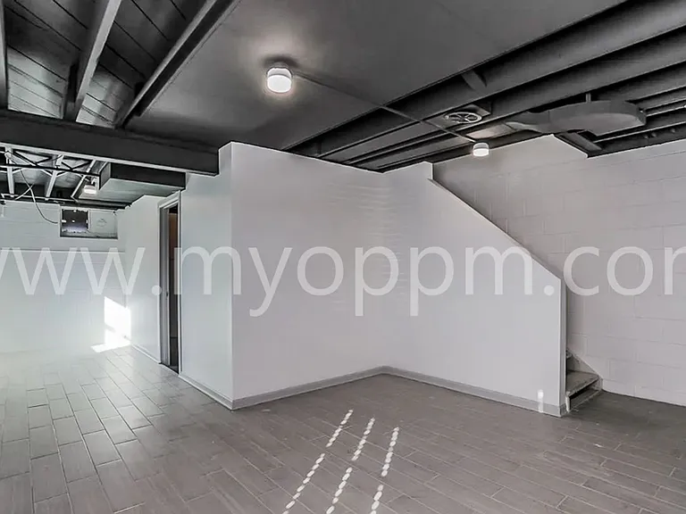 4360 Davenport St — Photo 14