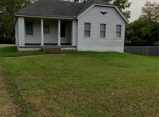 10838 Olive Blvd, Saint Louis, MO 63141