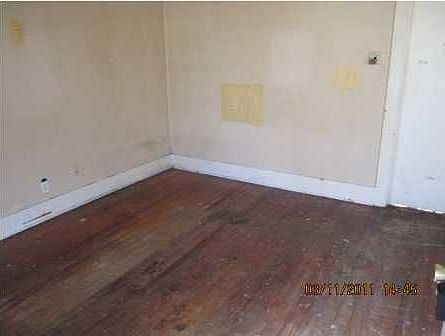 3rd image of 506 Wainwright Ave