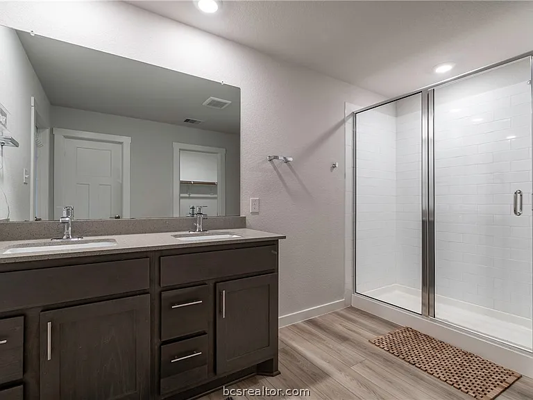 956 Lady Bird Ln — Photo 27