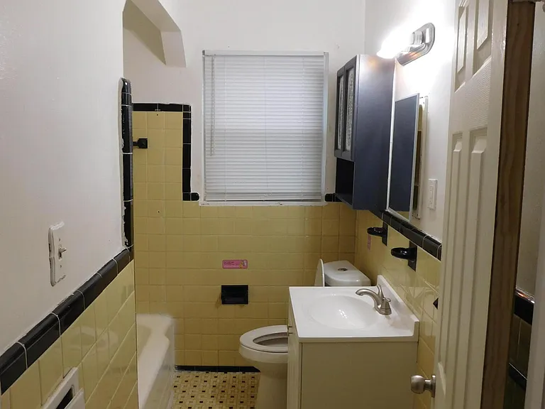 6490 Stahelin Ave — Photo 17
