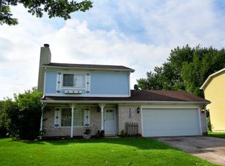 3080 Long Grove Ln, Aurora, IL 60504