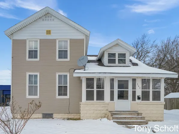343 W Washington Ave, Zeeland, MI 49464