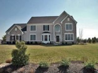 310 Chadwyck Ln, Lititz, PA 17543