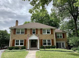 854 Lincoln Ave, Winnetka, IL 60093