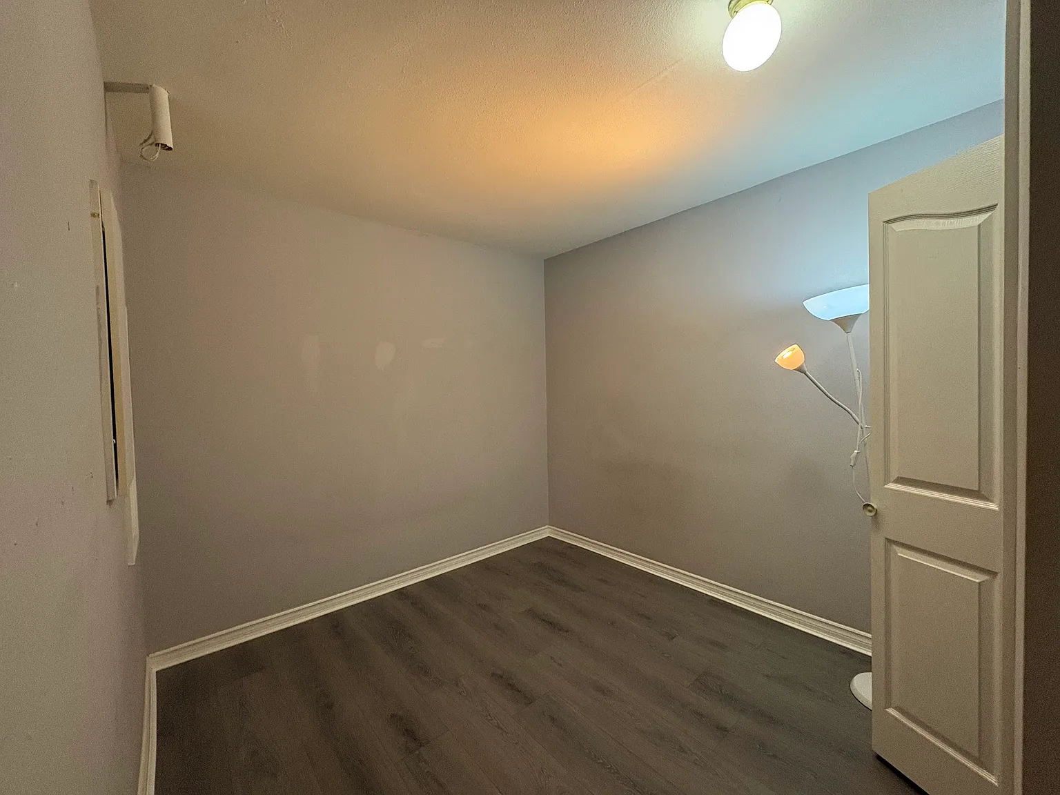 2 bed, 600 sqft, $1,700 — Photo 2