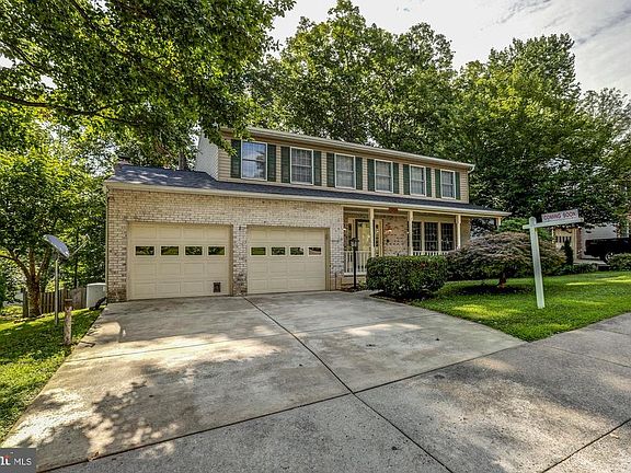 2nd image of 15703 Cranberry Ct