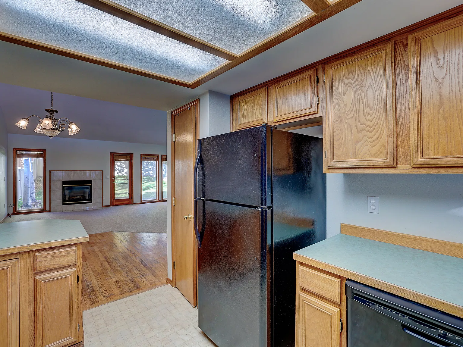 3173 S Crabapple Ln — Photo 2