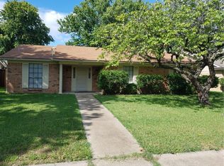 1037 Holland Dr, Garland, TX 75040