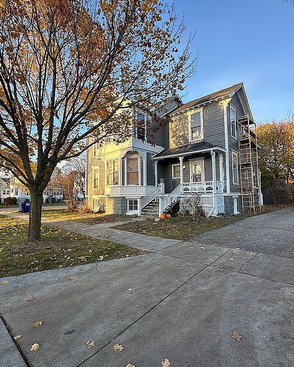 322 S 2nd Ave Alpena MI Zillow