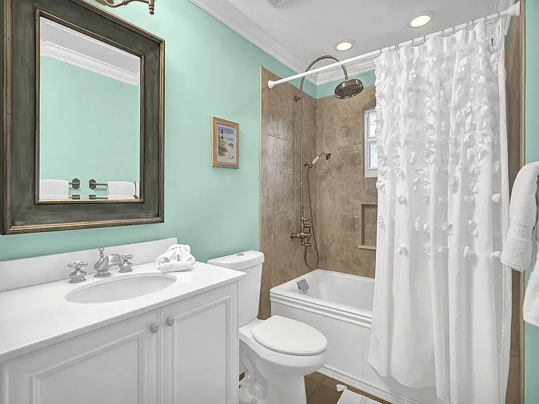 726 Flamevine Ln — Photo 21