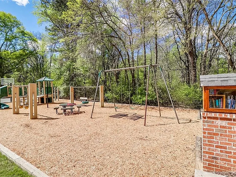 725 Mount Oglethorpe Trl — Photo 48