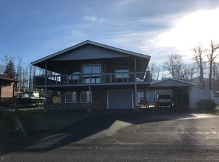 47034 River Ranch Ln, Clatskanie, OR 97016
