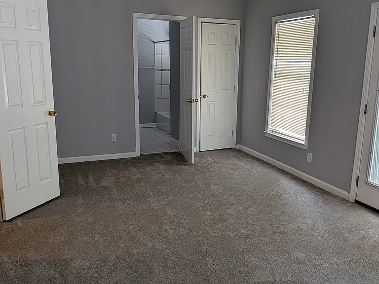 574 Fletcher St SW — Photo 22