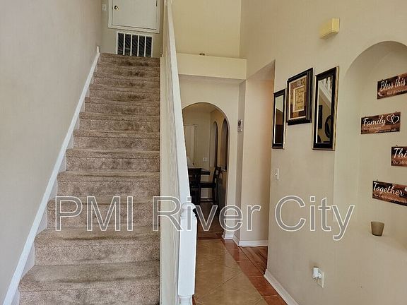 3rd image of 5425 Lafayette Park Dr N