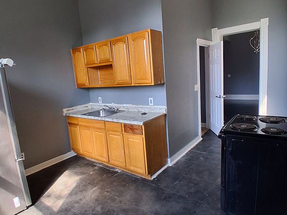 4th image of 1317 Elam St APT 1