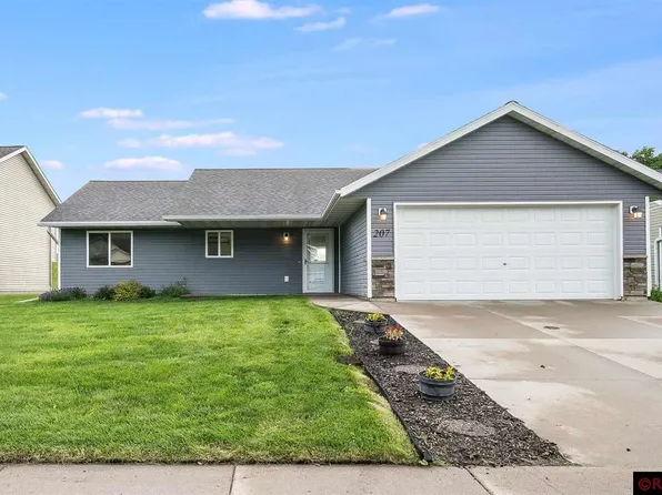 207 Falcon Run, Eagle Lake, MN 56024