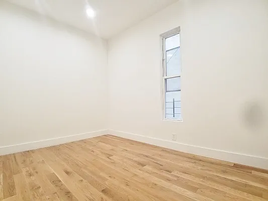Rented by Next Door Realty NYC | media 4