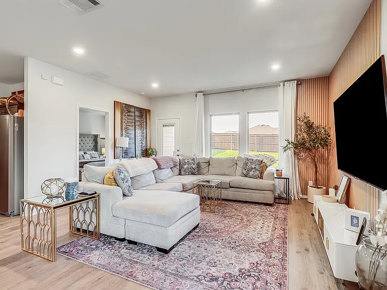 823 Coastline Way — Photo 12