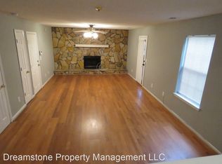 1374 Misty Ridge Ct, Hampton, GA 30228