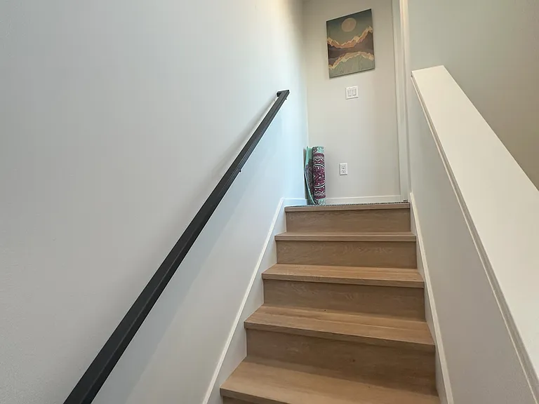 8009 B Mary Ave NW — Photo 15
