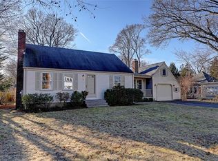 9 6th St, Barrington, RI 02806