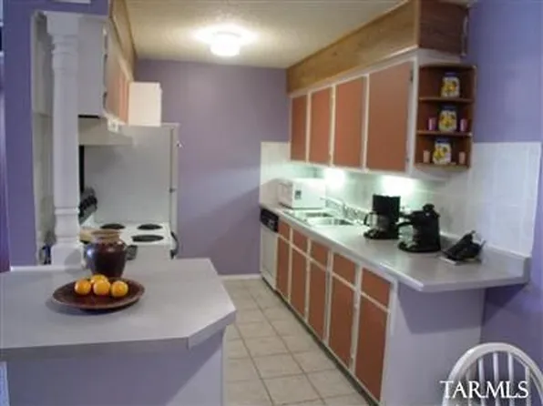 6331 N Barcelona Ct, Tucson, AZ 85704