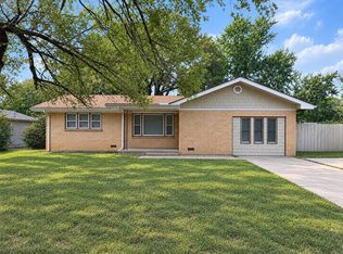 341 S Prospect Ave, Clearwater, KS 67026