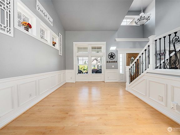 5th image of 16624 140th Avenue E