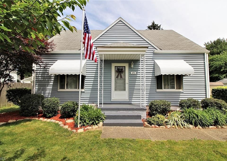 1st image of 691 E Cassell Ave