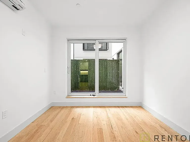 319 Lenox Rd #3D — Photo 3