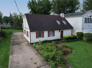 3120 W Elmore Rd, Port Clinton, OH 43452