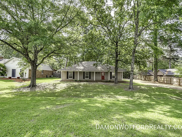 502 Pelahatchie Shr — Photo 2