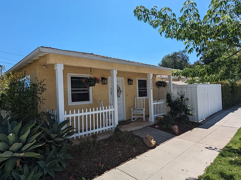 2190 Oregon Ave #A — Photo 14