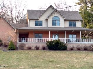 112 Max Ln, Hollidaysburg, PA 16648