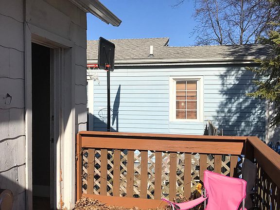 Rear deck