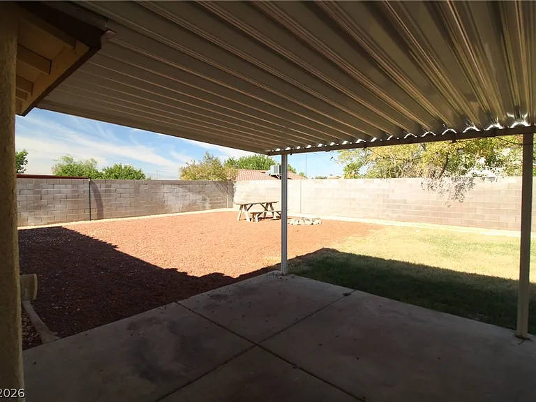 916 Clubview Dr — Photo 38