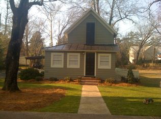 240 W Vermont Ave, Southern Pines, NC 28387