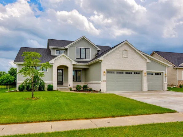 16210 Goodman Dr, Urbandale, IA 50323