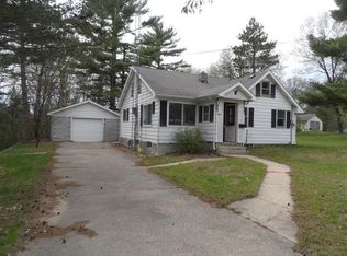 505 Quincy St, Friendship, WI 53934