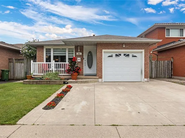 92 Juniper Dr, Stoney Creek, ON L8E 4G6